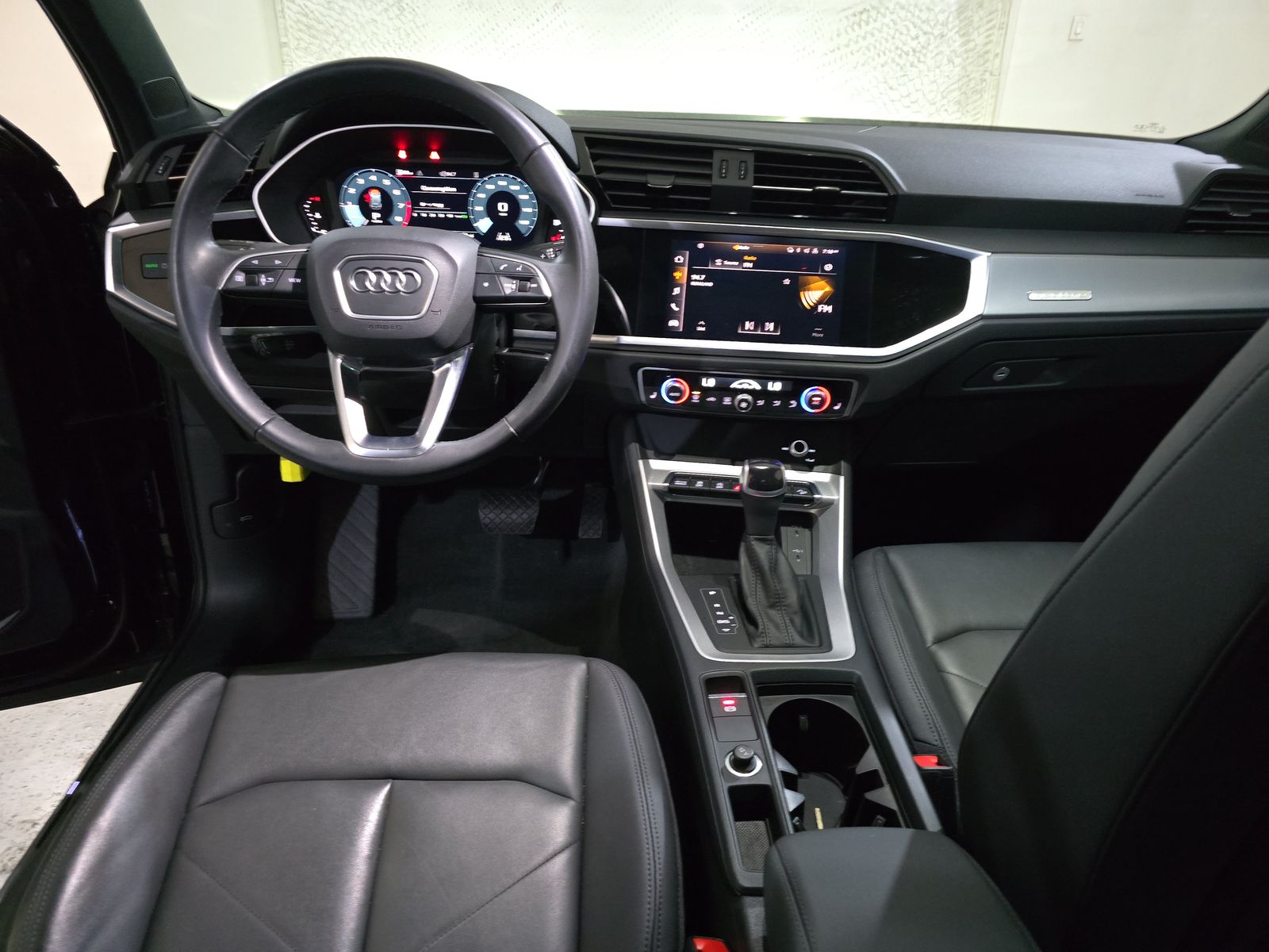 2022 Audi Q3 2.0T S line Premium AWD