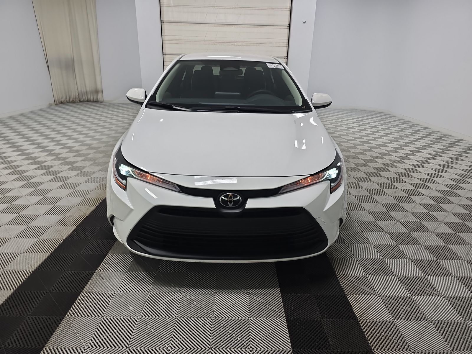2024 Toyota Corolla LE FWD