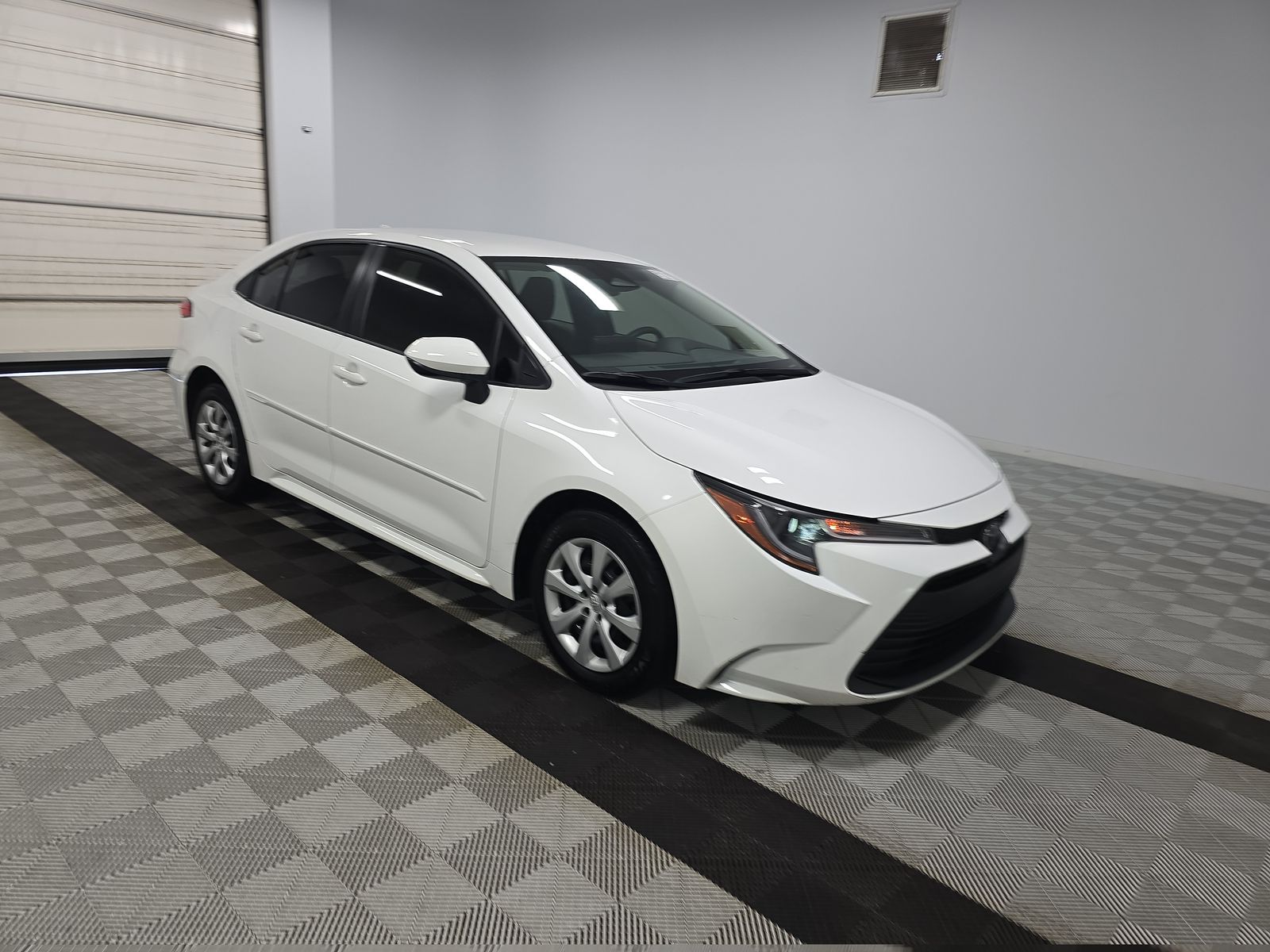 2024 Toyota Corolla LE FWD