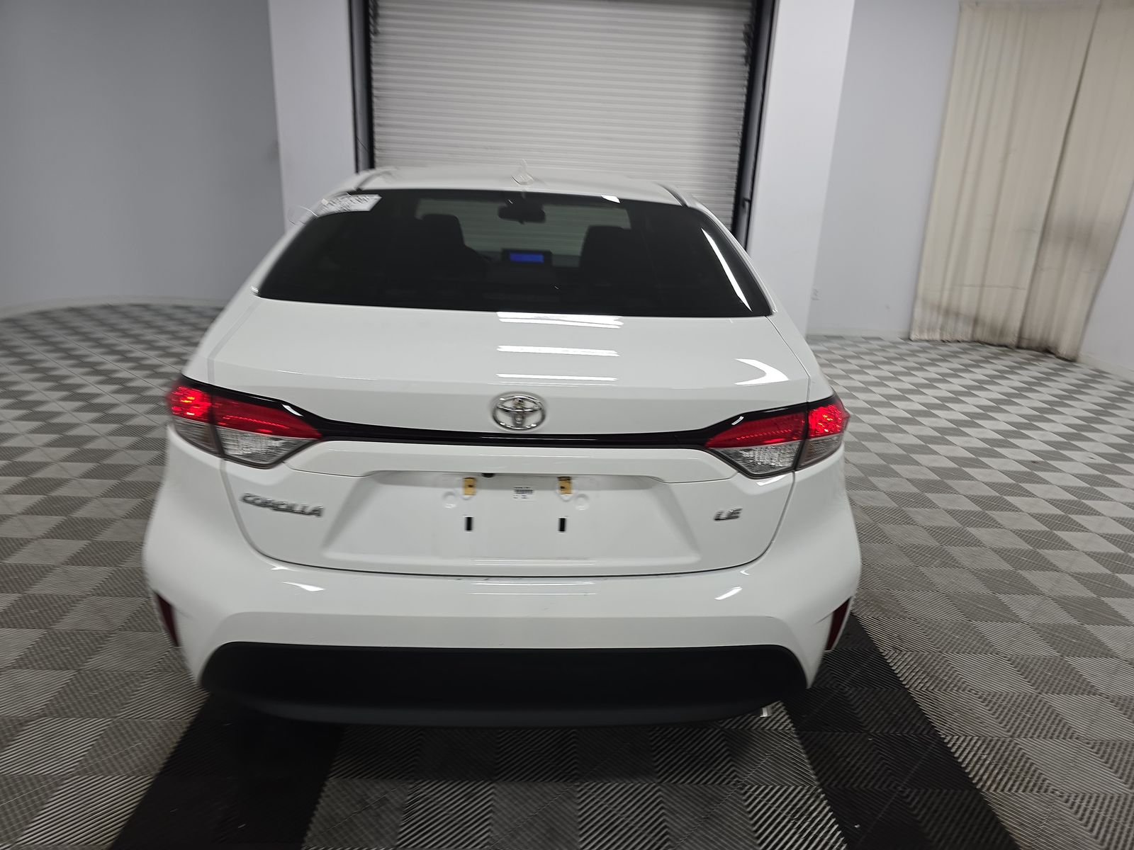 2024 Toyota Corolla LE FWD