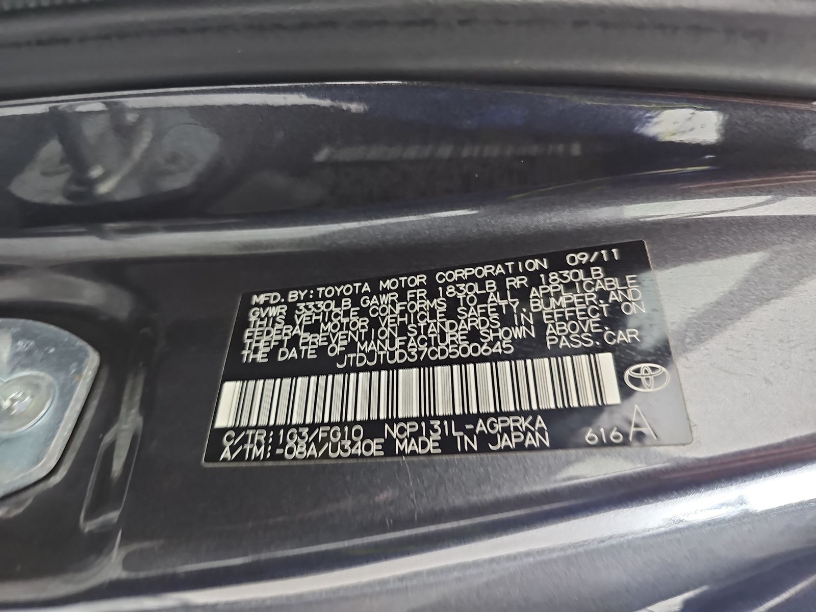 2012 Toyota Yaris LE FWD