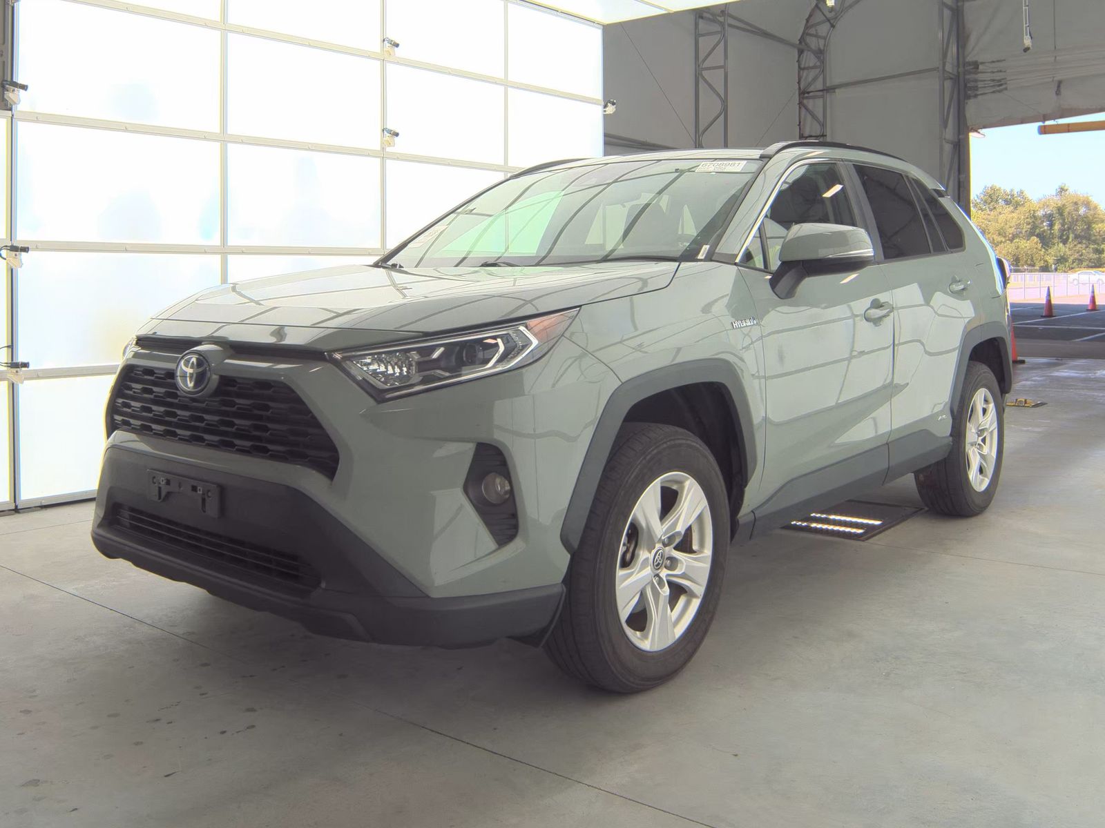 2021 Toyota RAV4 Hybrid XLE AWD