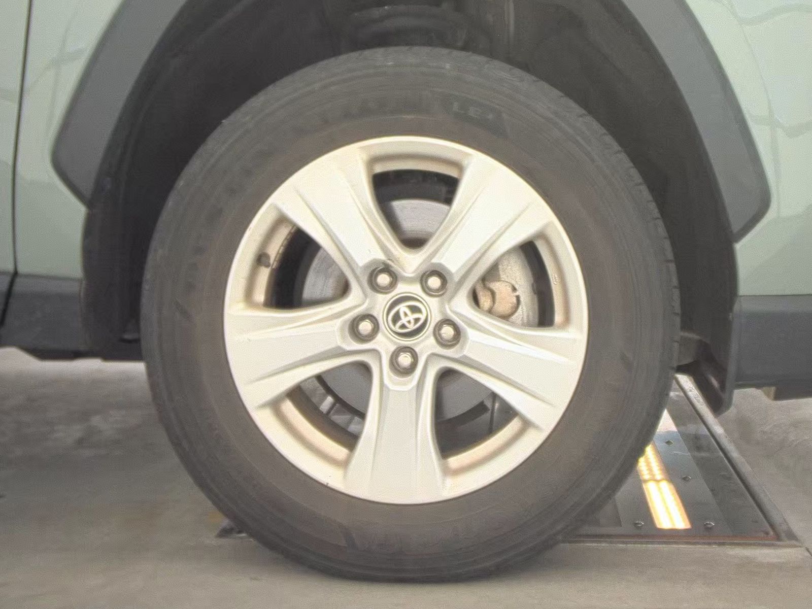 2021 Toyota RAV4 Hybrid XLE AWD