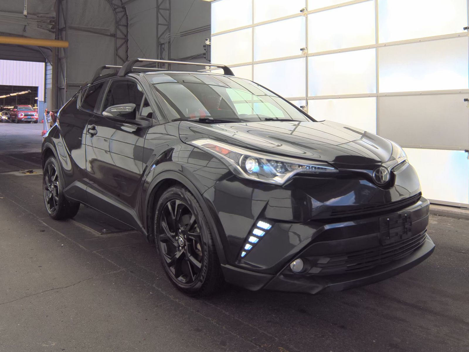 2019 Toyota C-HR XLE FWD