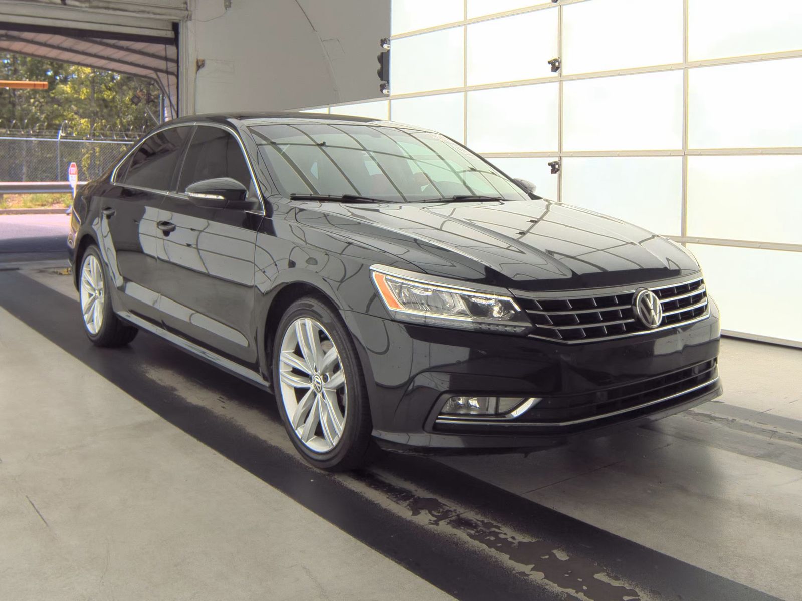 2018 Volkswagen Passat 2.0T SE FWD