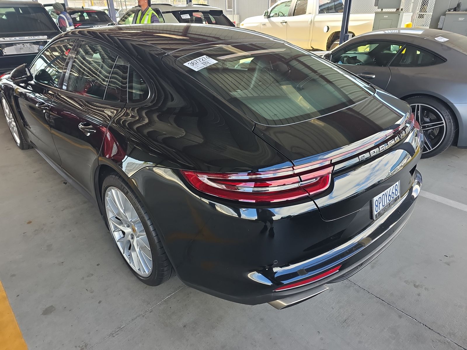 2018 Porsche Panamera Base RWD