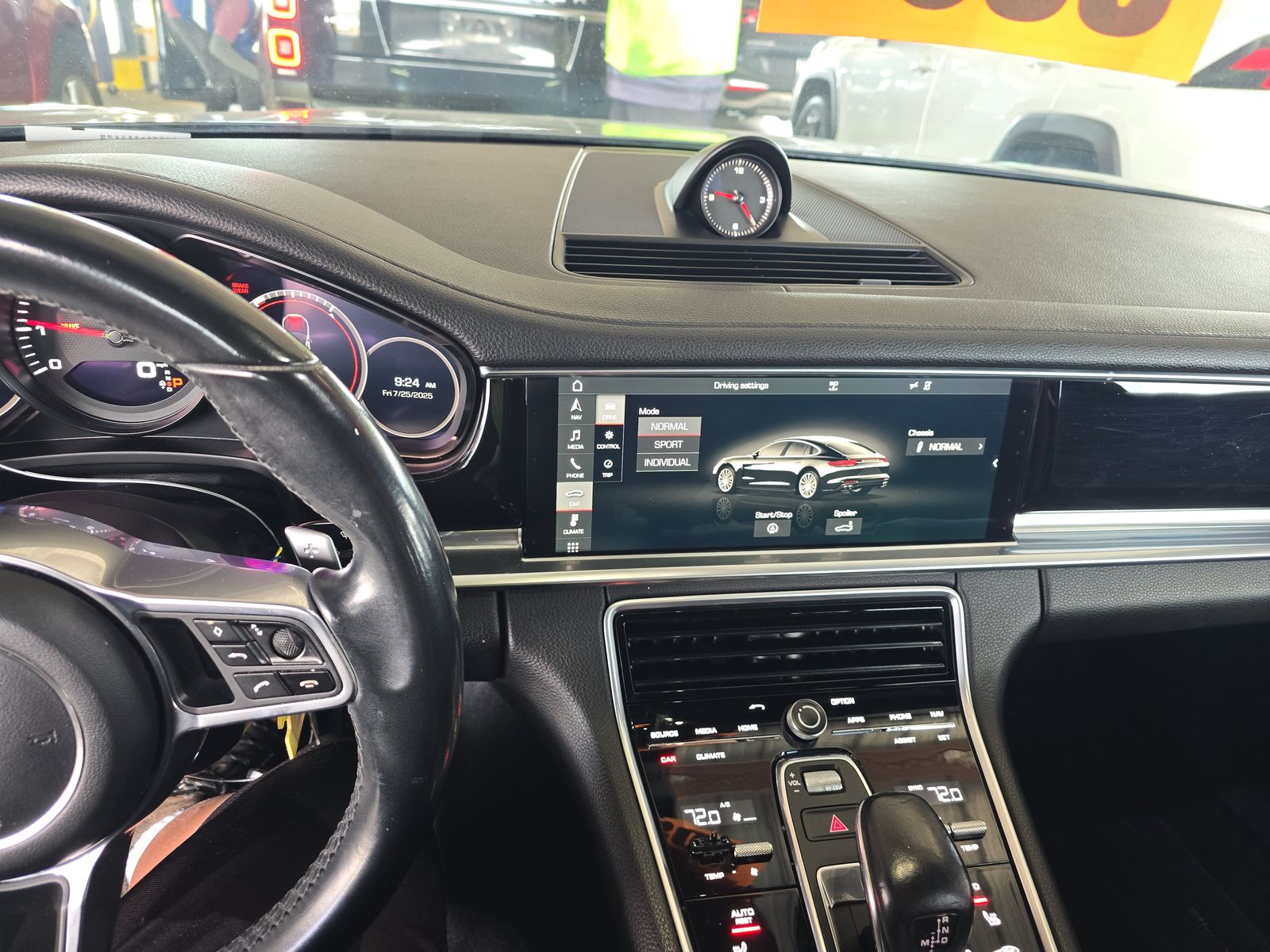 2018 Porsche Panamera Base RWD