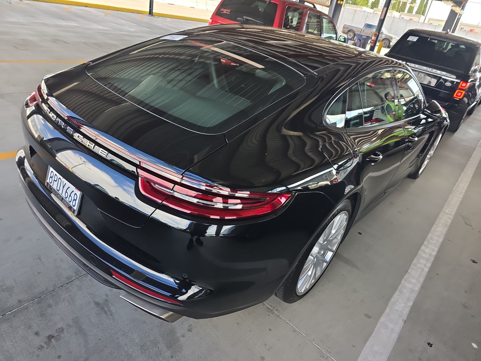 2018 Porsche Panamera Base RWD
