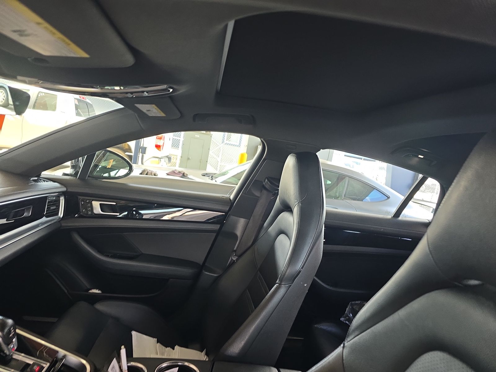 2018 Porsche Panamera Base RWD