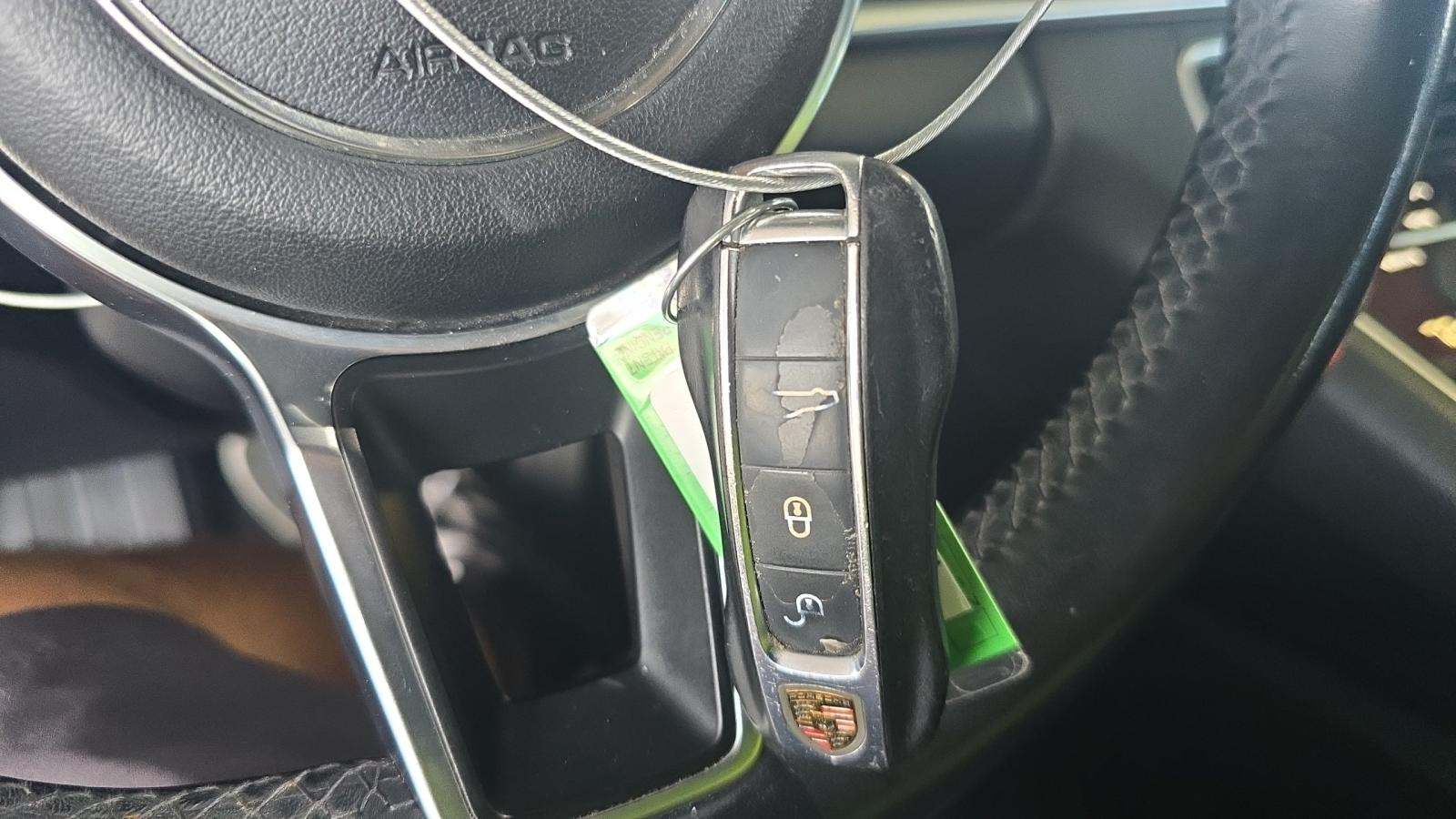 2018 Porsche Panamera Base RWD