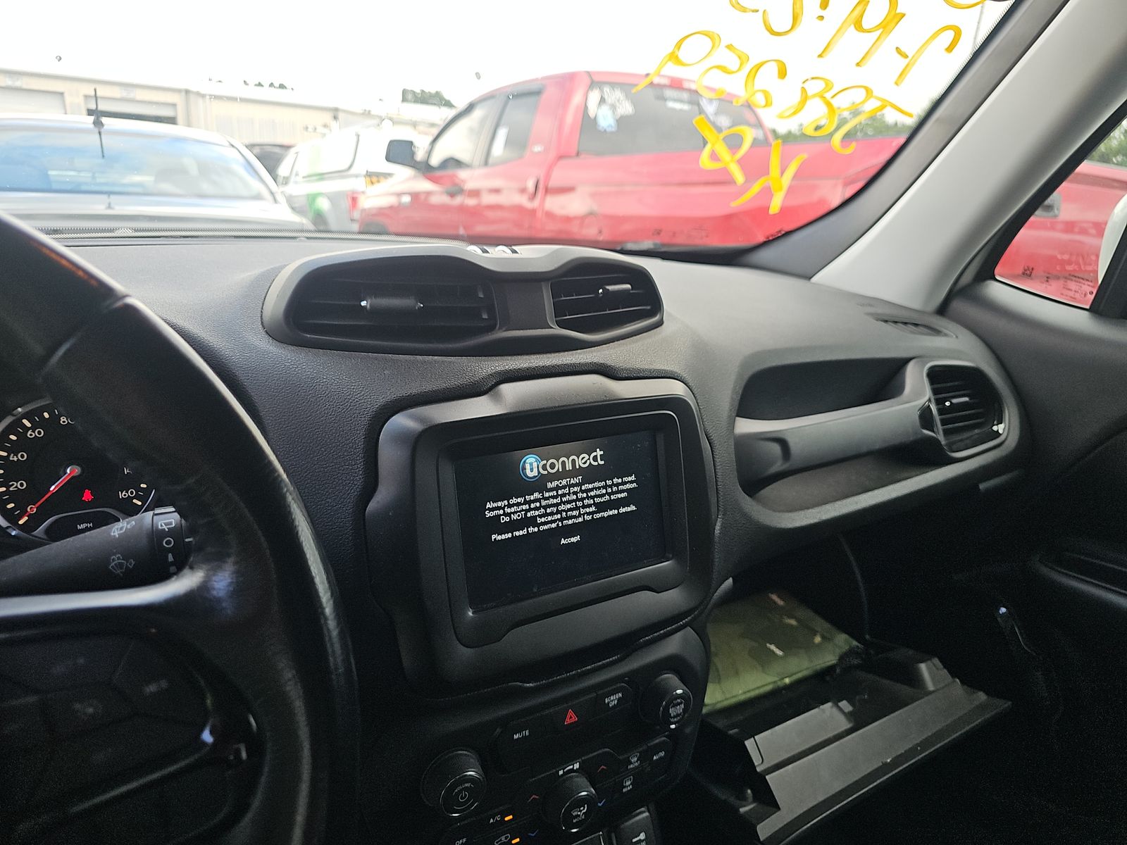 2019 Jeep Renegade Latitude Altitude Edition FWD