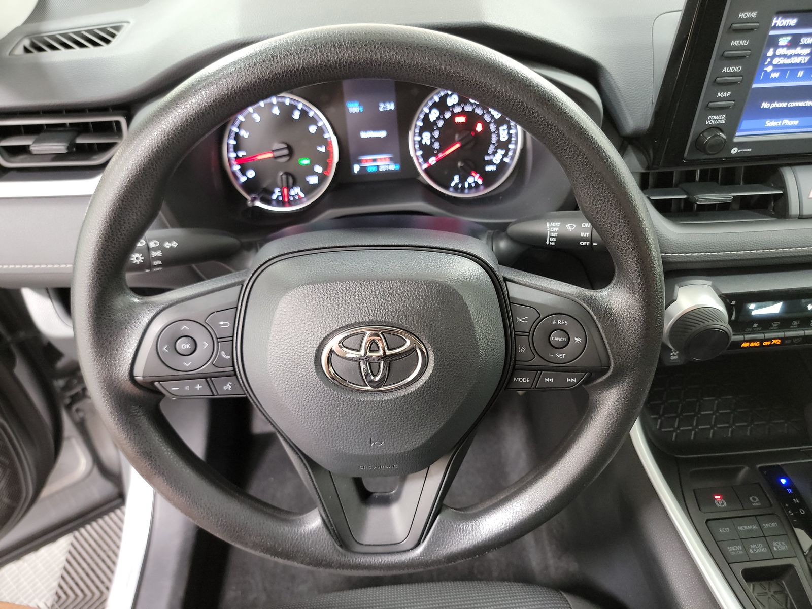 2022 Toyota RAV4 LE AWD