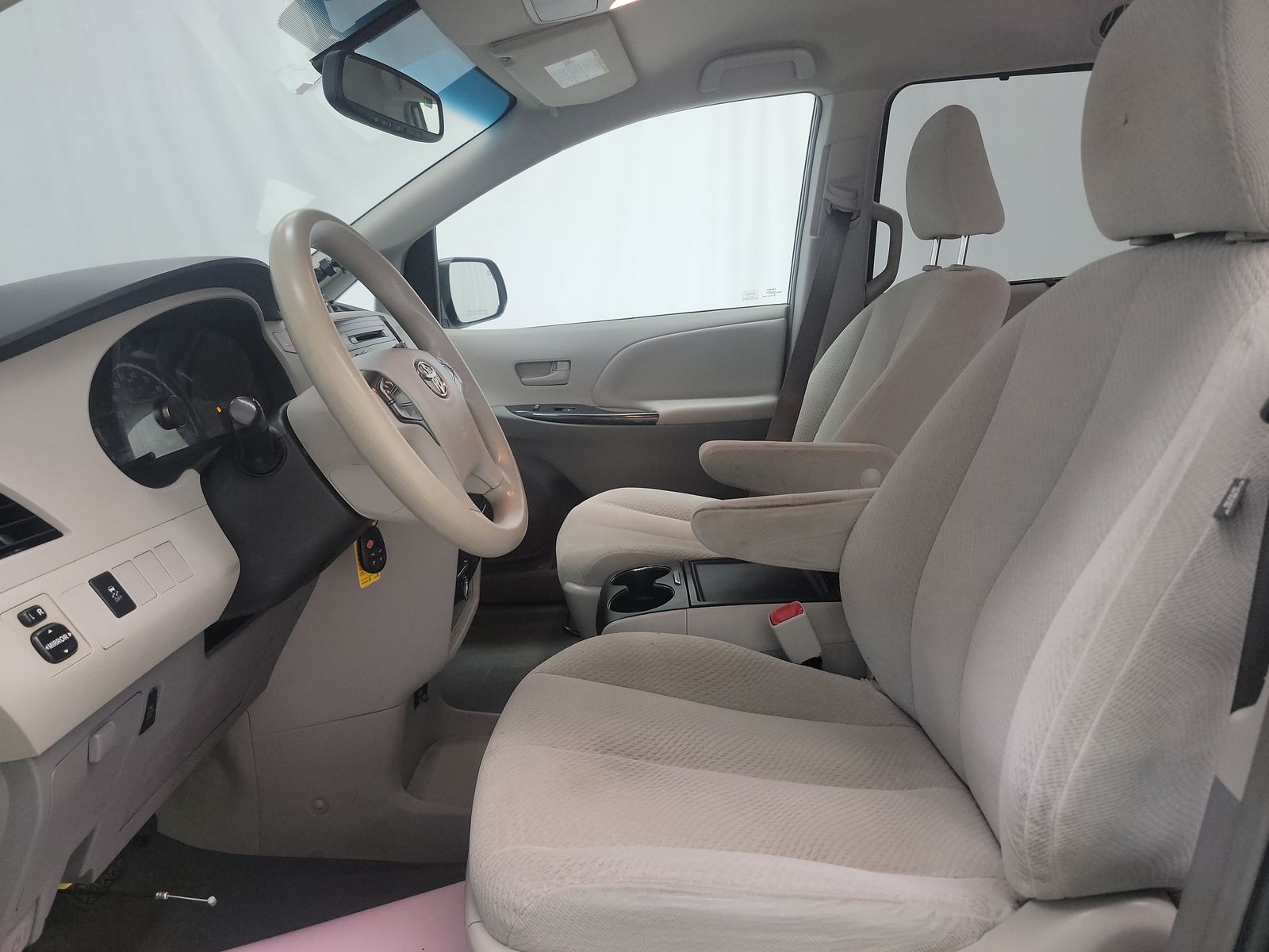 2014 Toyota Sienna LE AWD