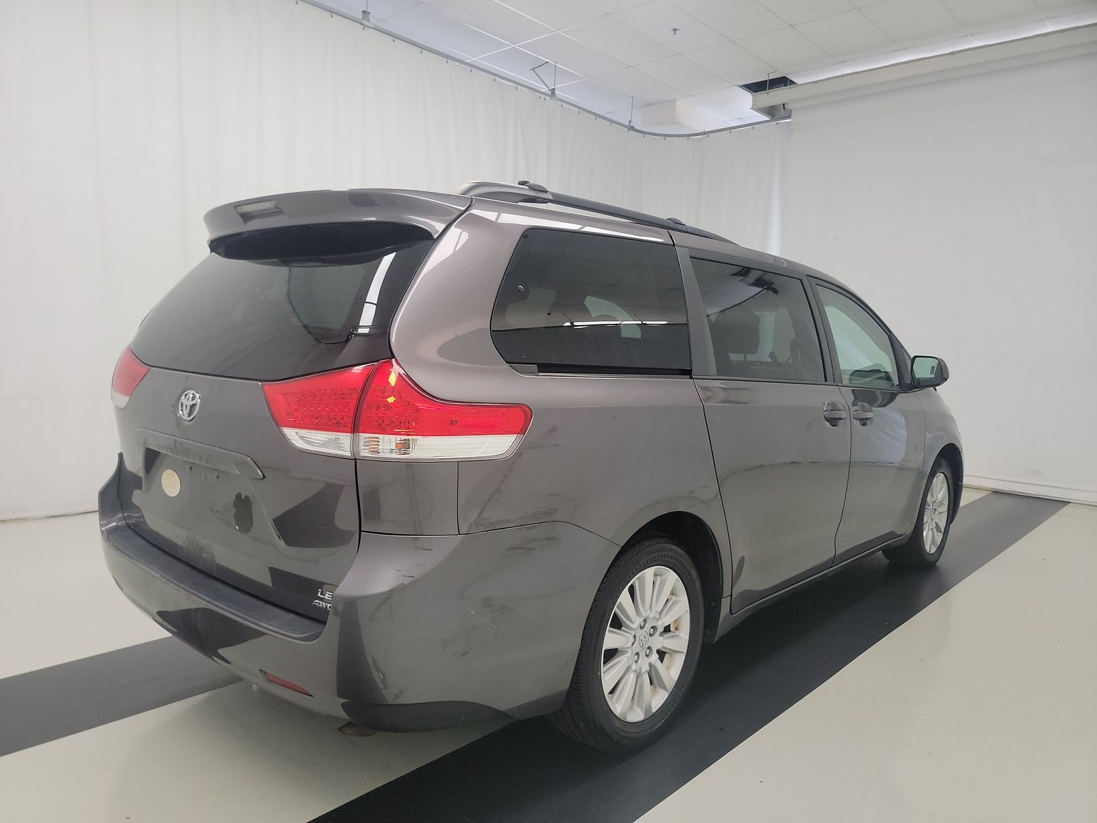 2014 Toyota Sienna LE AWD