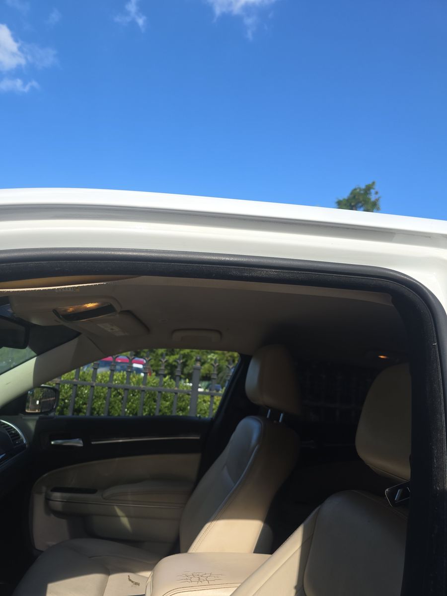 2019 Chrysler 300 Touring L RWD