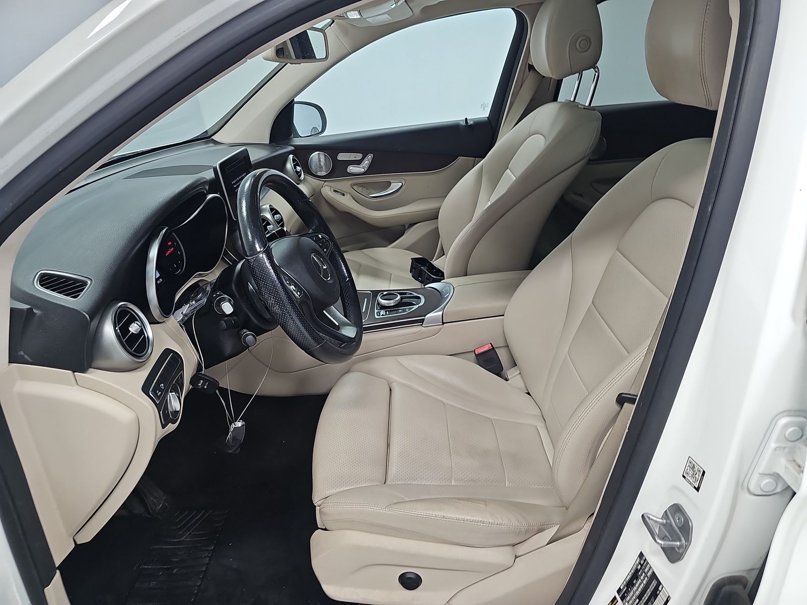 2019 Mercedes-Benz GLC GLC 300 RWD
