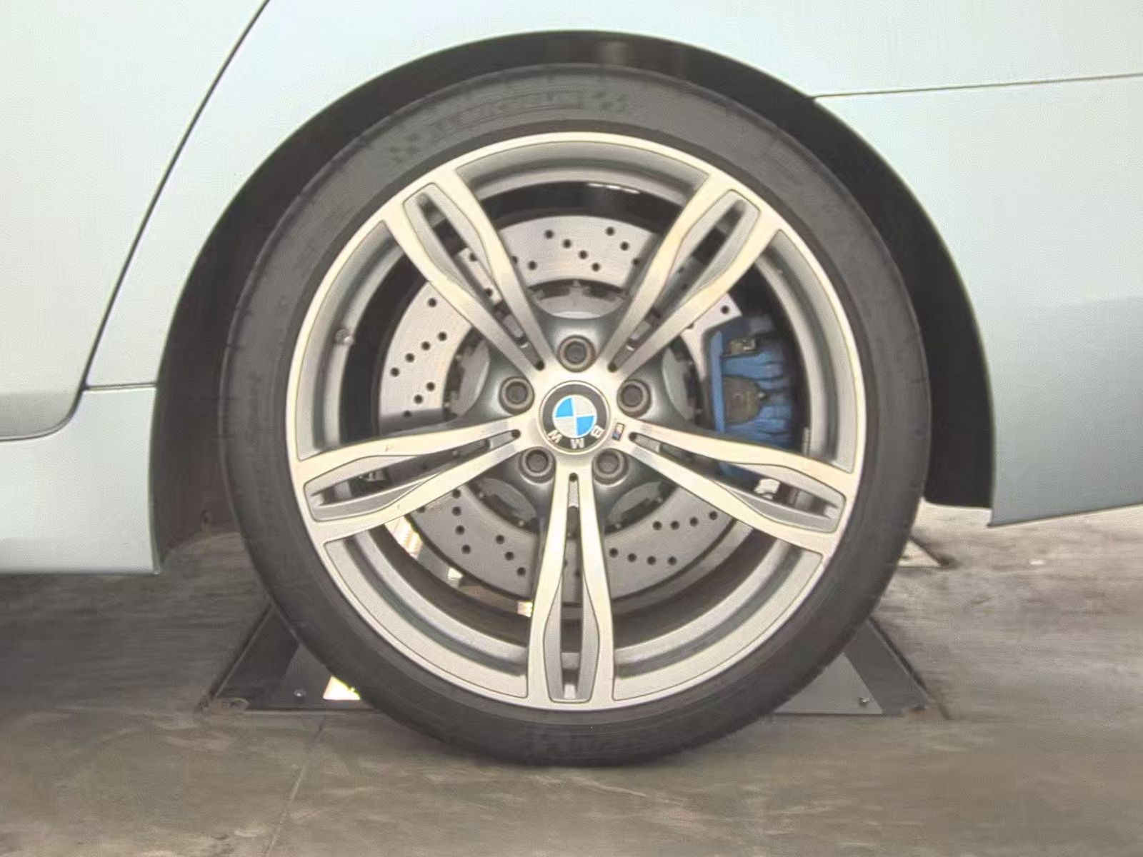 2013 BMW M5 Base RWD