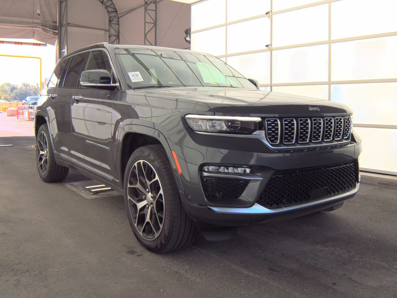 2022 Jeep Grand Cherokee Summit Reserve AWD