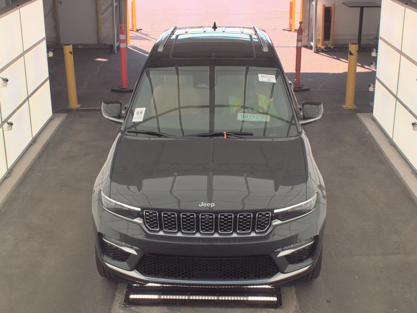 2022 Jeep Grand Cherokee Summit Reserve AWD