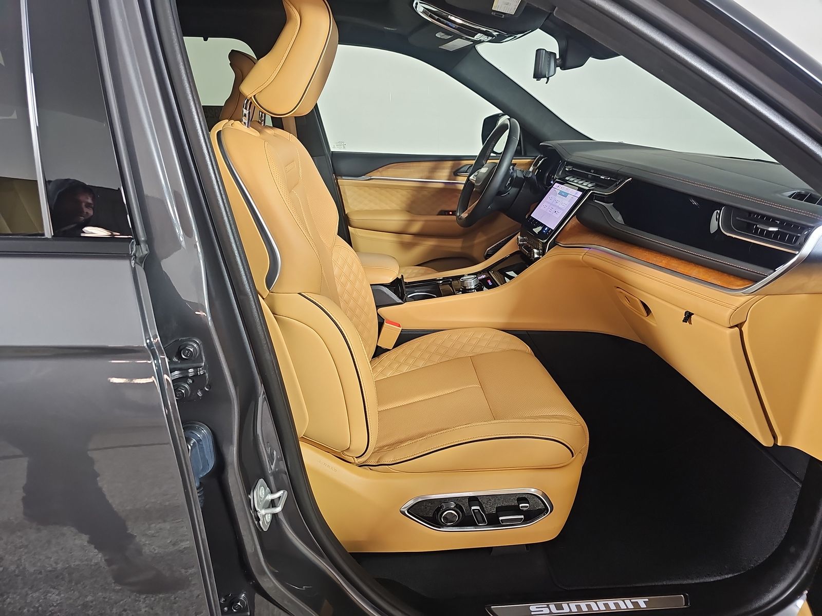 2022 Jeep Grand Cherokee Summit Reserve AWD