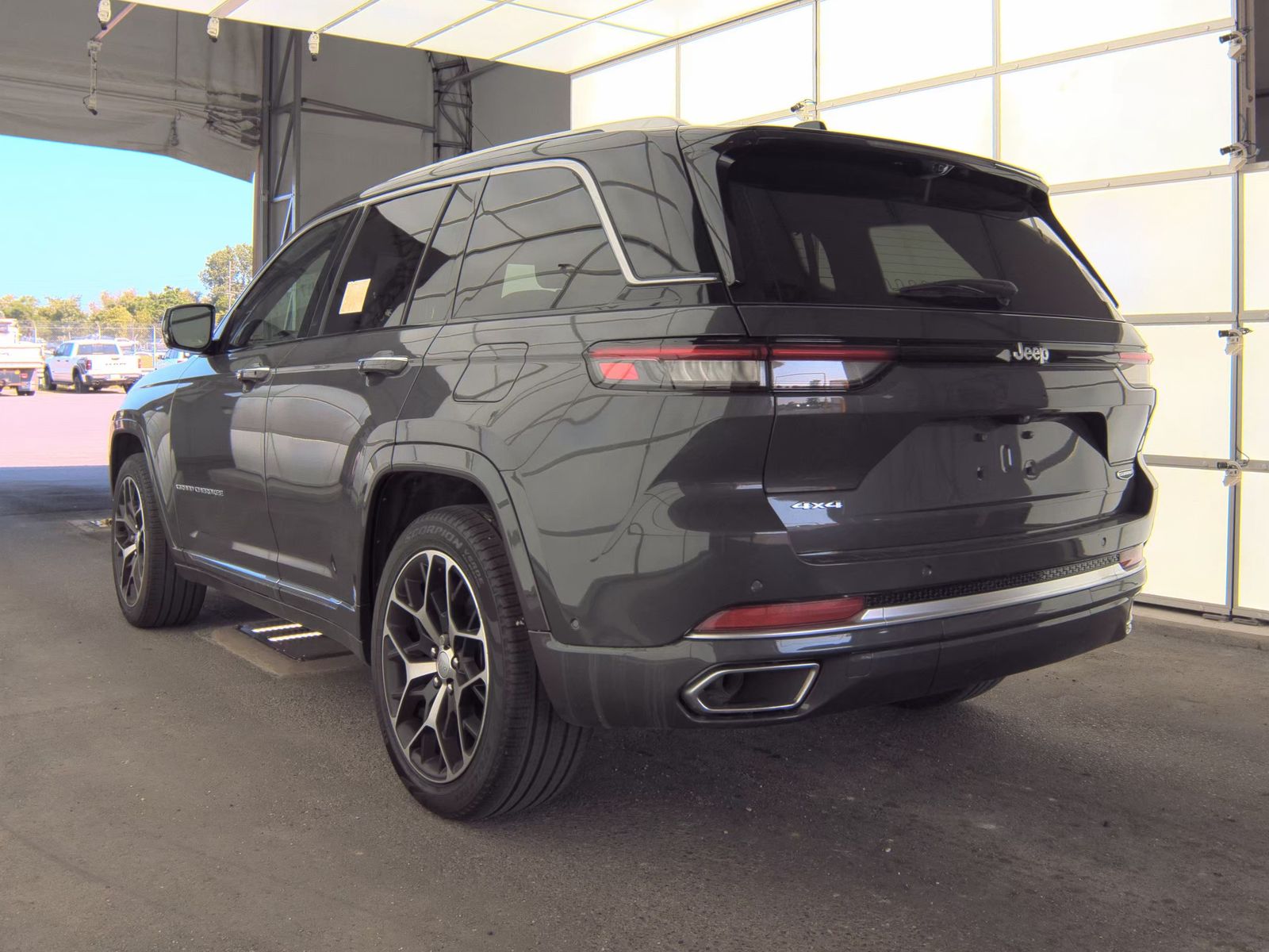 2022 Jeep Grand Cherokee Summit Reserve AWD