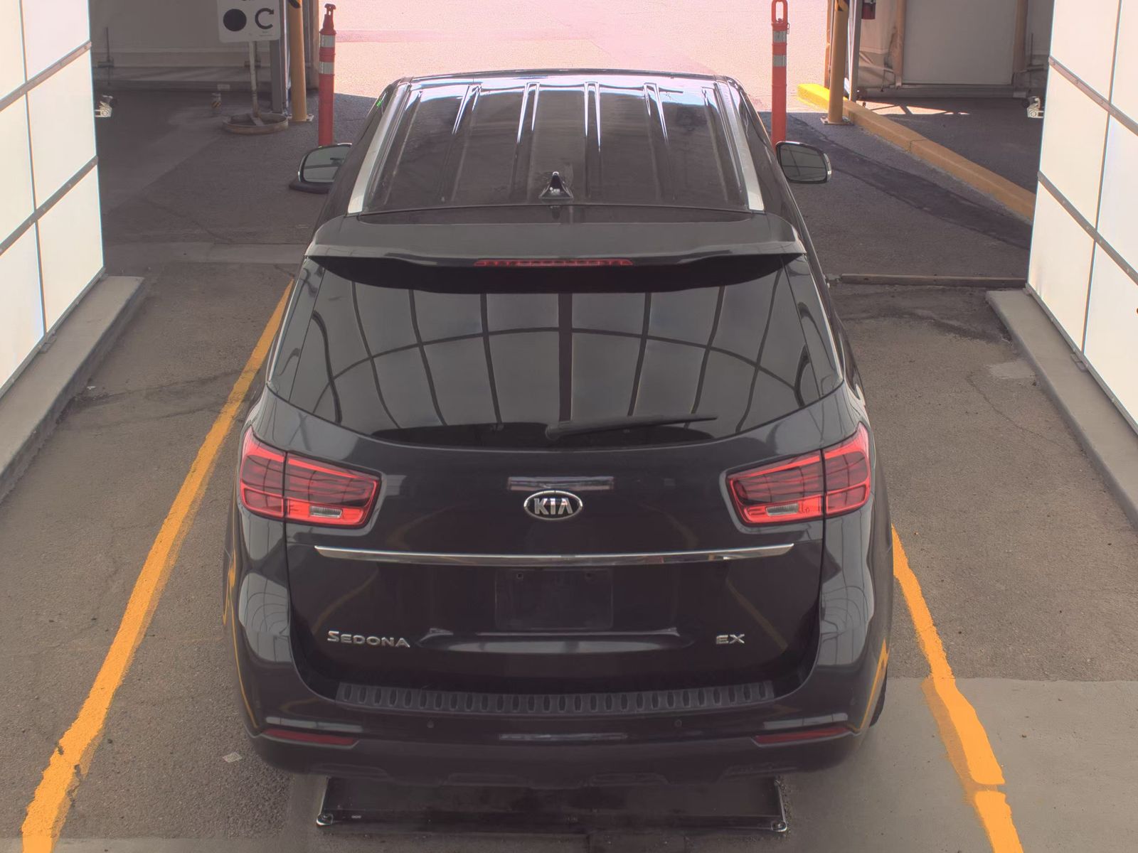 2021 Kia Sedona EX FWD