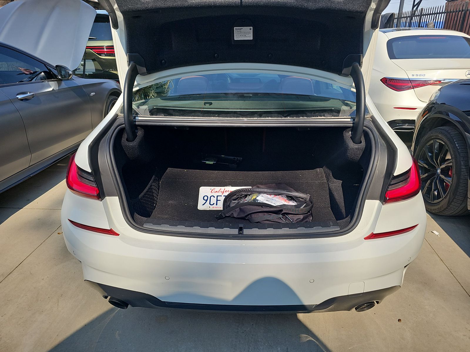 2022 BMW 3 Series 330e RWD