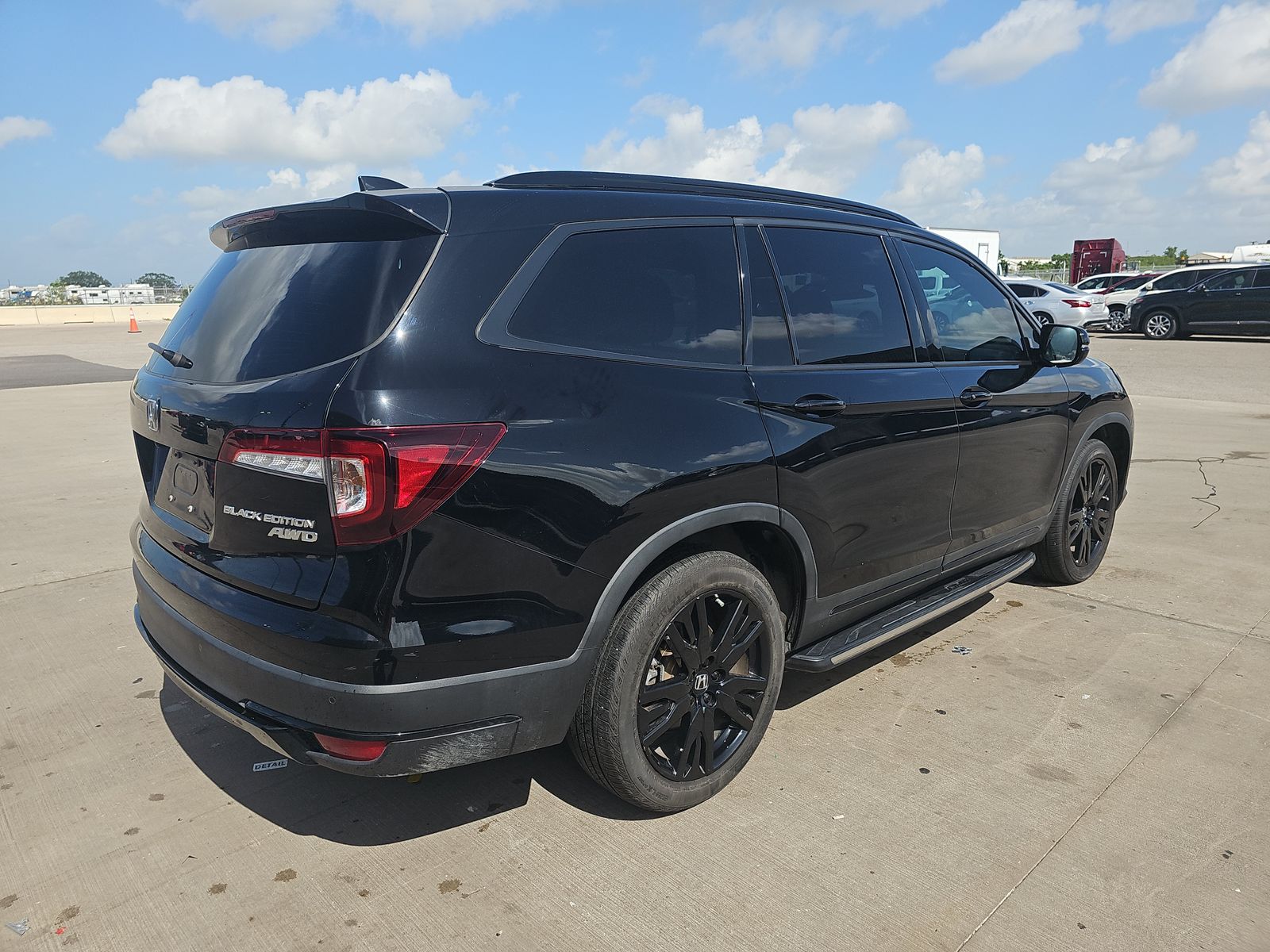 2022 Honda Pilot Black Edition AWD