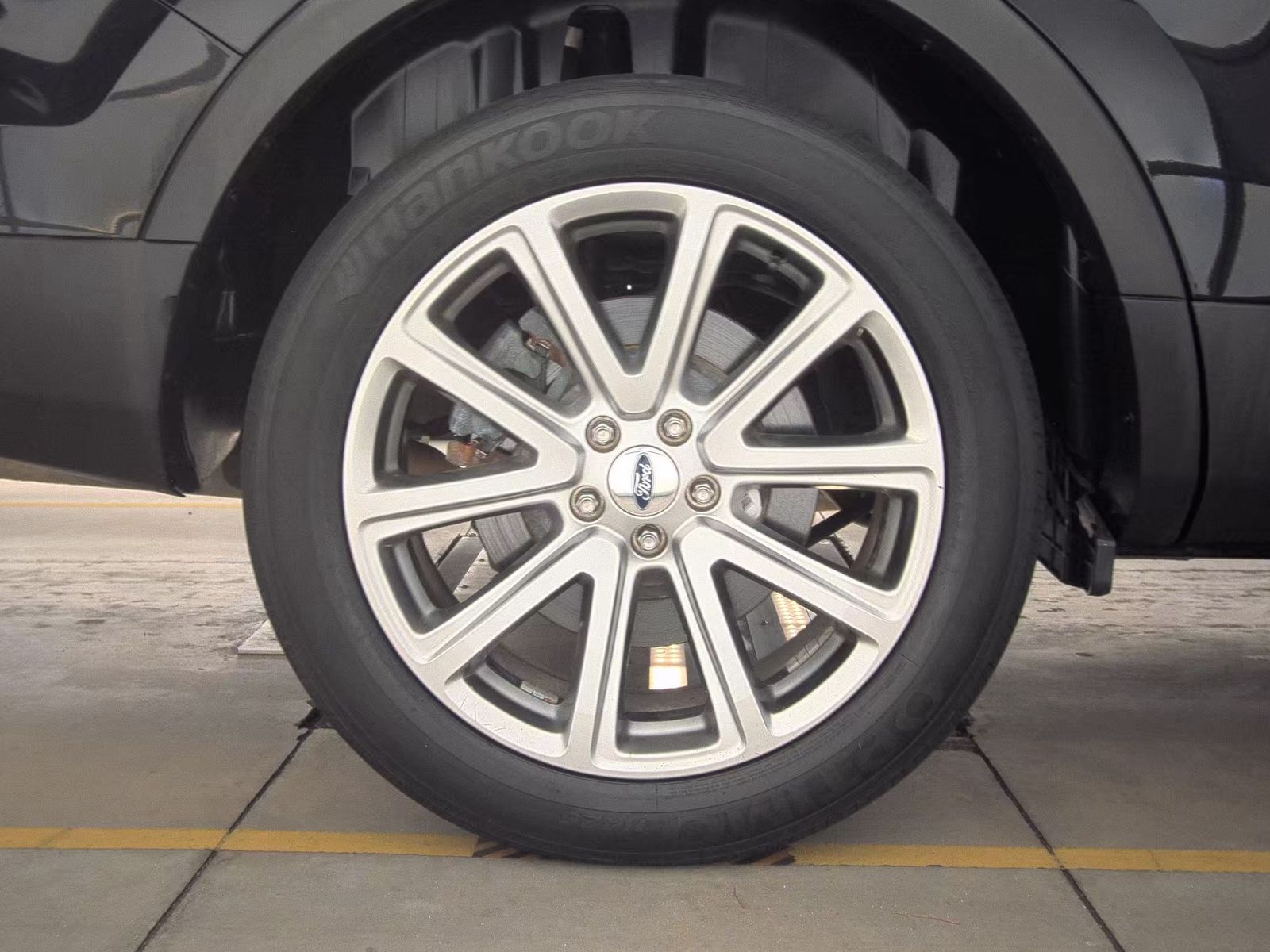 2016 Ford Explorer Limited FWD