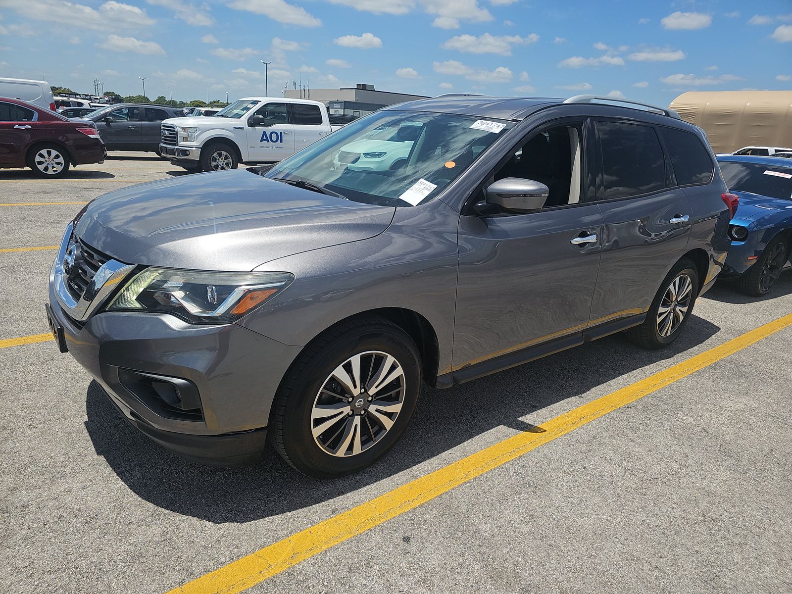 2017 Nissan Pathfinder SV FWD