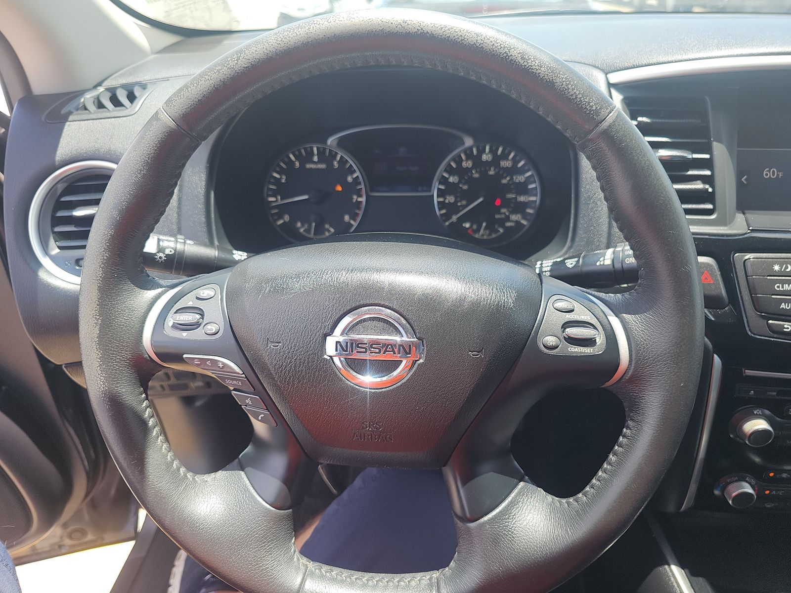 2017 Nissan Pathfinder SV FWD