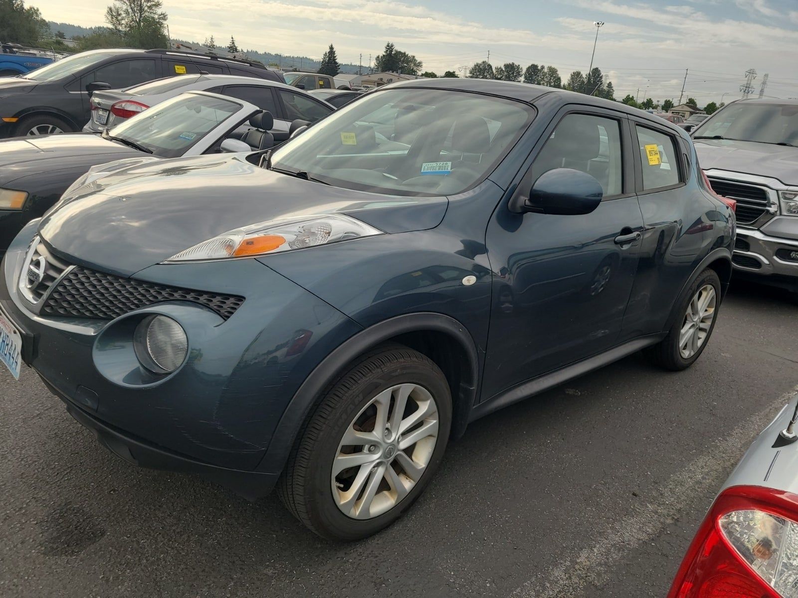 2014 Nissan JUKE S AWD