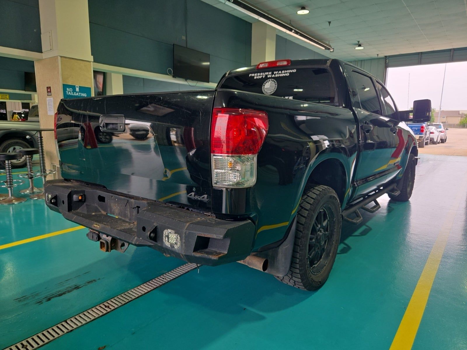 2013 Toyota Tundra Base AWD