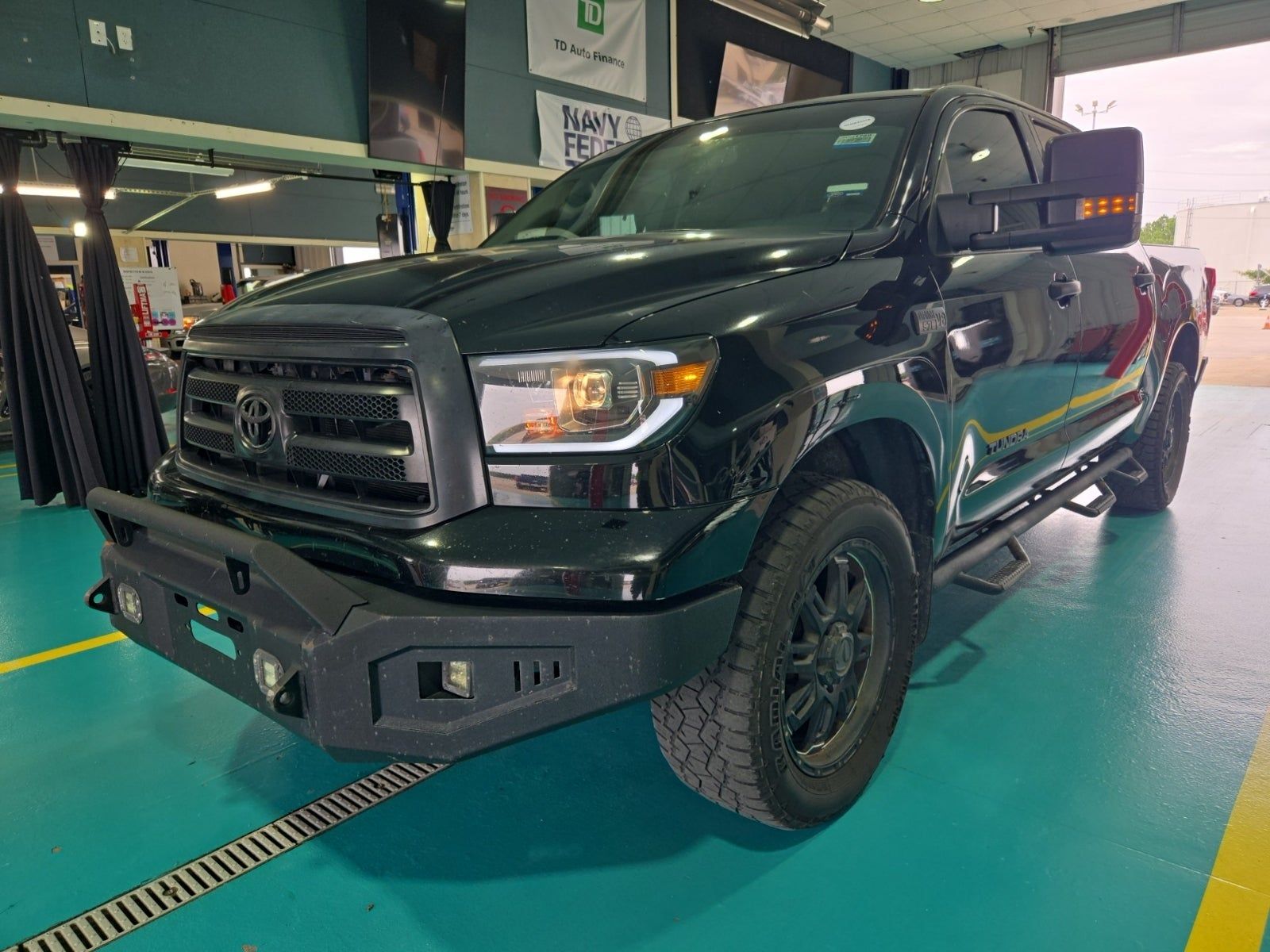 2013 Toyota Tundra Base AWD