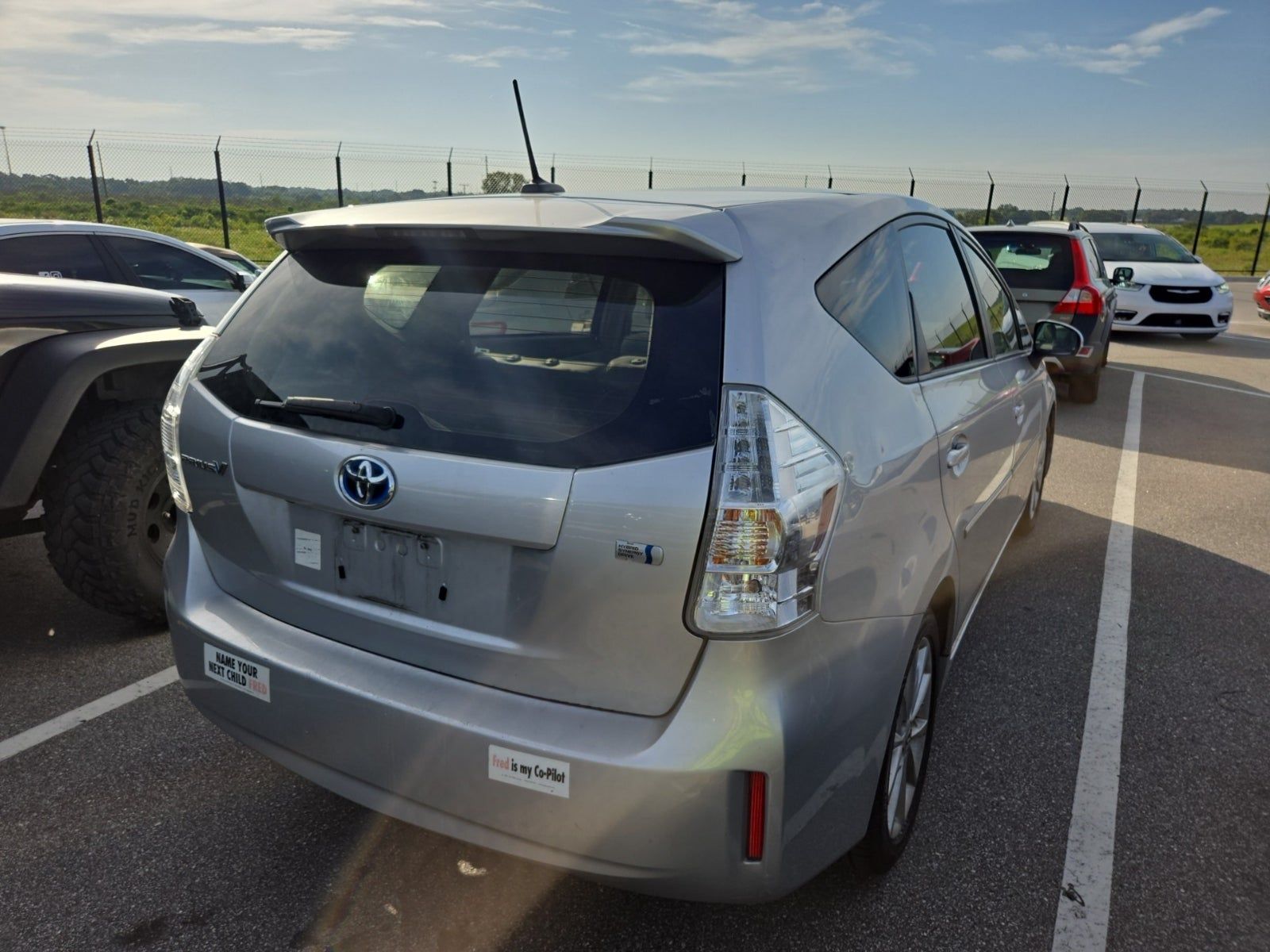 2012 Toyota Prius v Five FWD