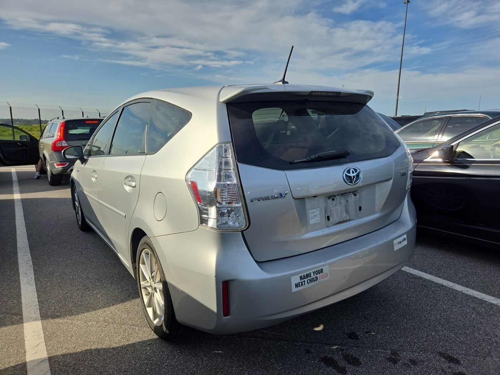 2012 Toyota Prius v Five FWD