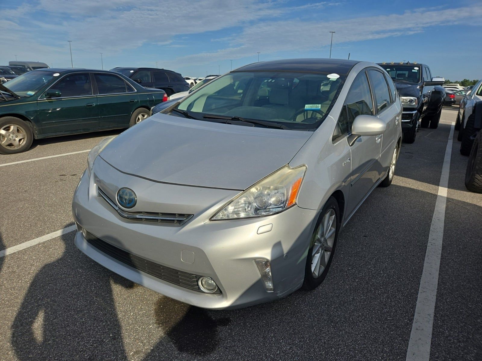 2012 Toyota Prius v Five FWD