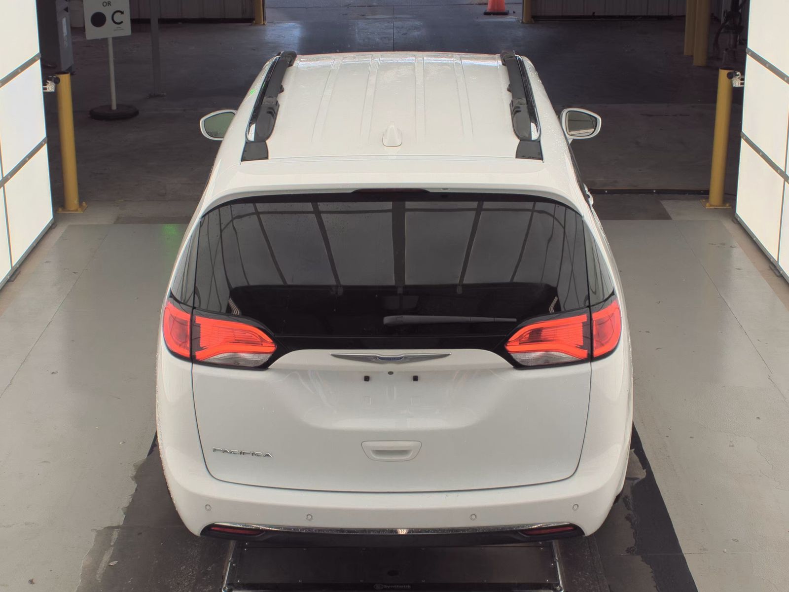 2019 Chrysler Pacifica Touring L FWD