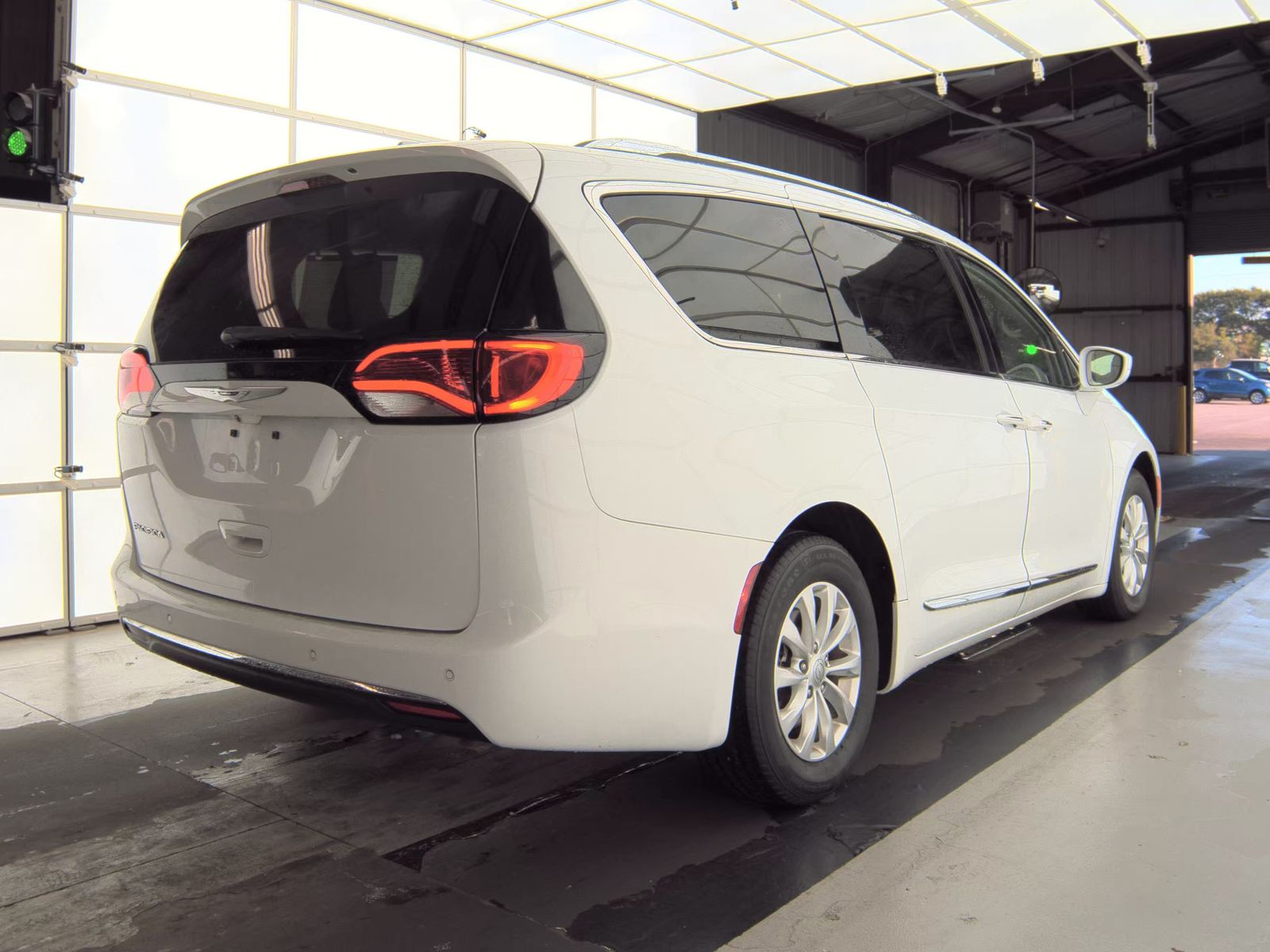 2019 Chrysler Pacifica Touring L FWD
