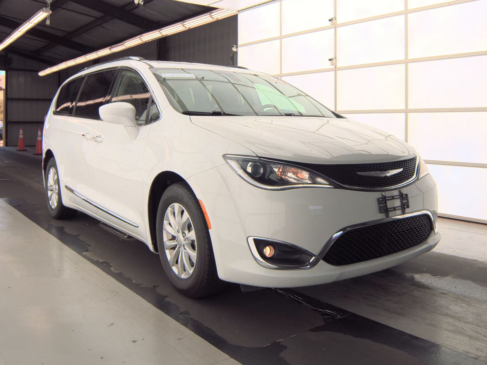 2019 Chrysler Pacifica Touring L FWD