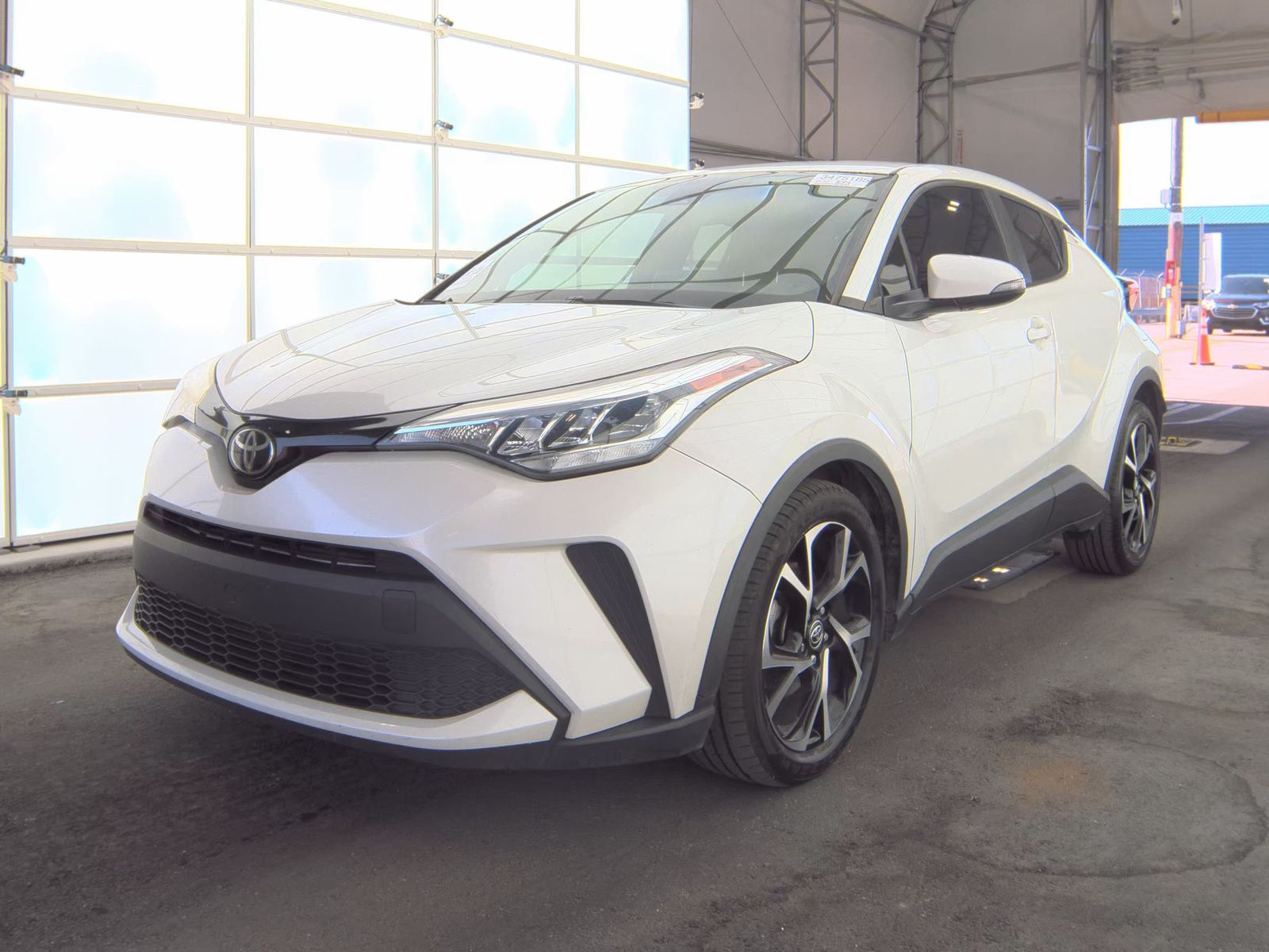 2021 Toyota C-HR XLE FWD