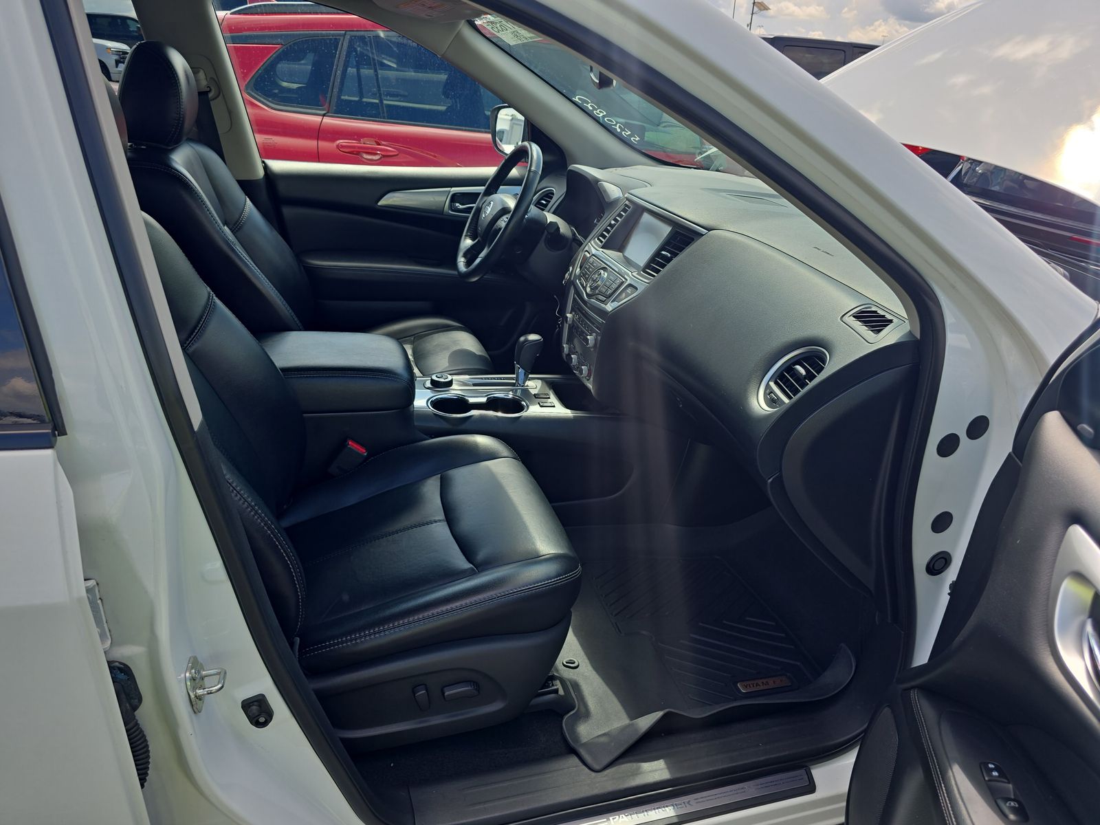 2020 Nissan Pathfinder SL AWD