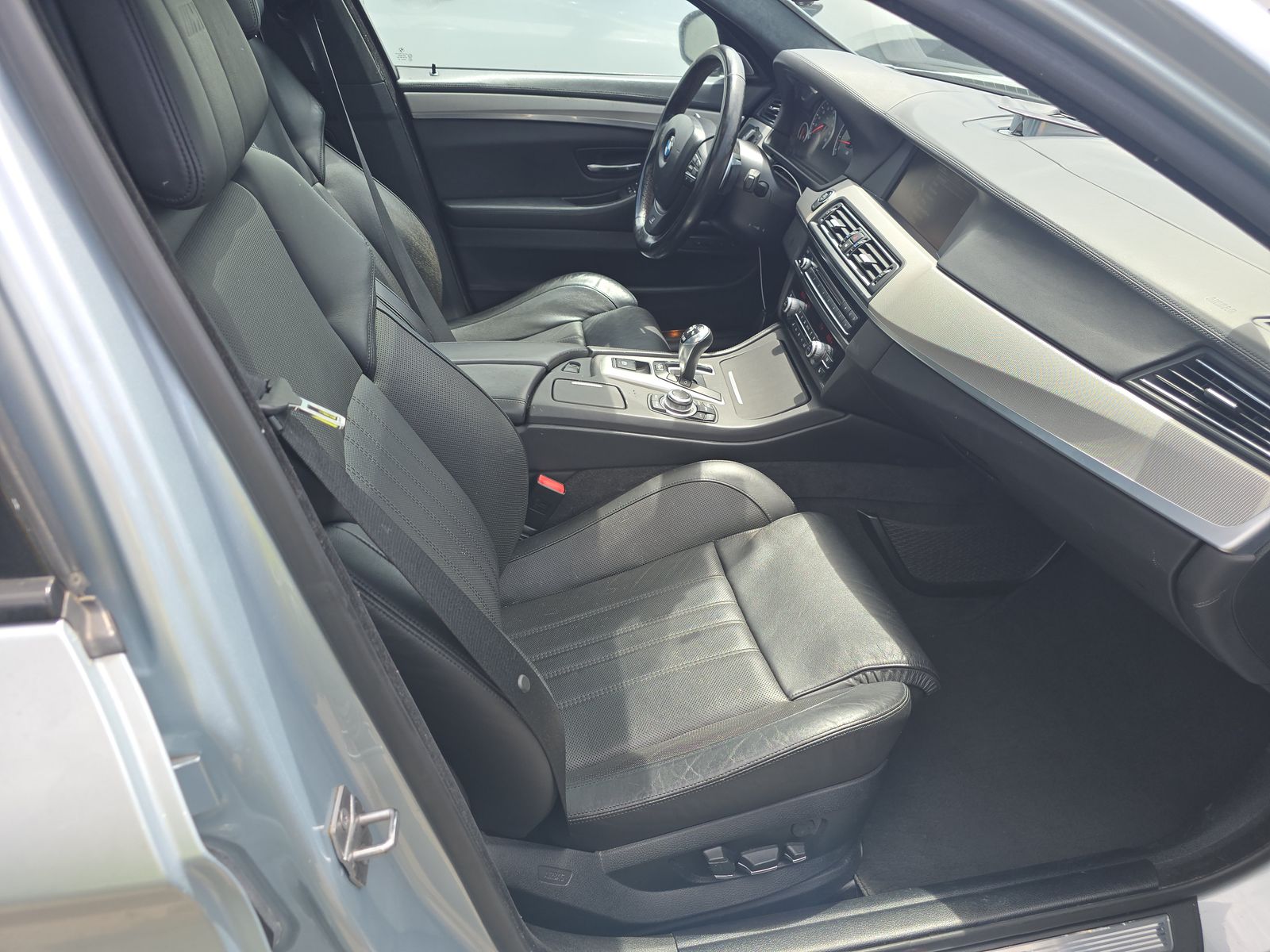 2013 BMW M5 Base RWD