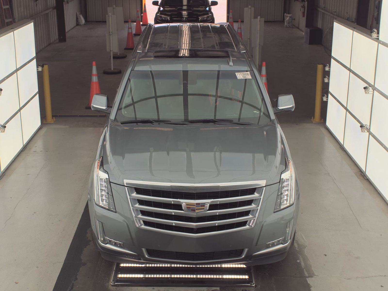 2019 Cadillac Escalade ESV Luxury RWD