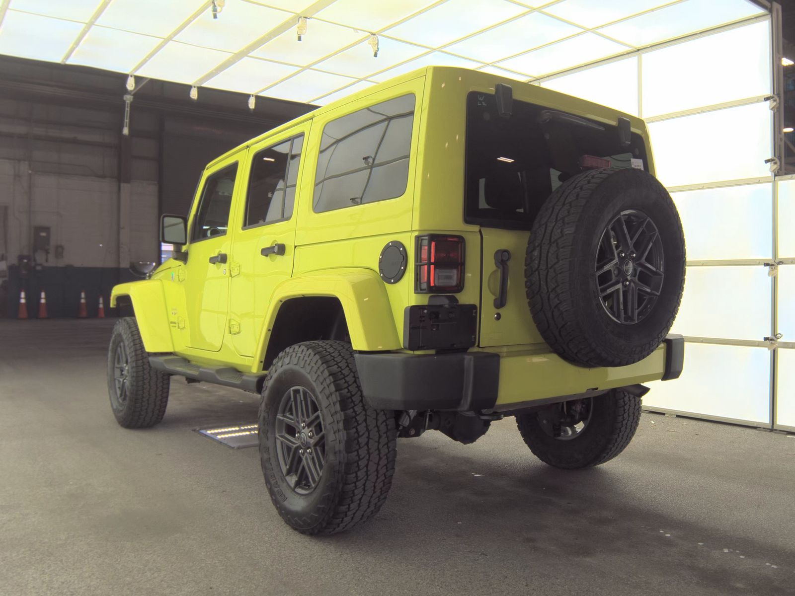 2017 Jeep Wrangler Unlimited Sahara AWD