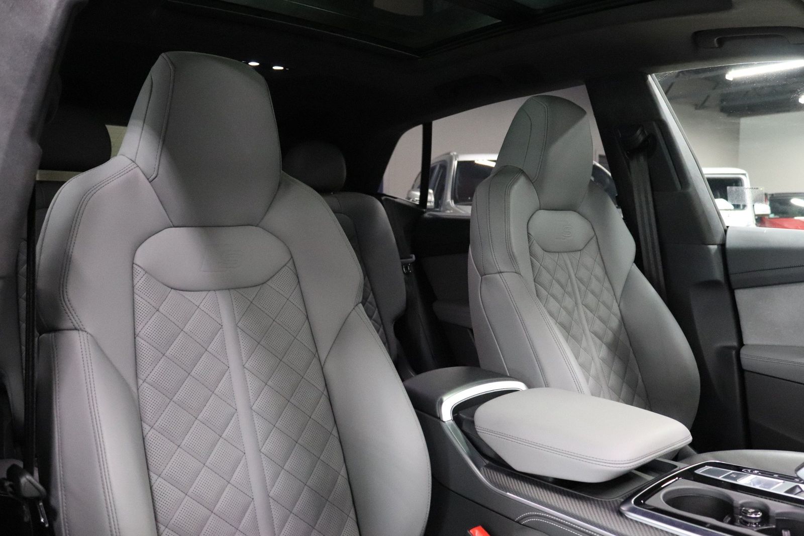 2024 Audi SQ8 Prestige AWD