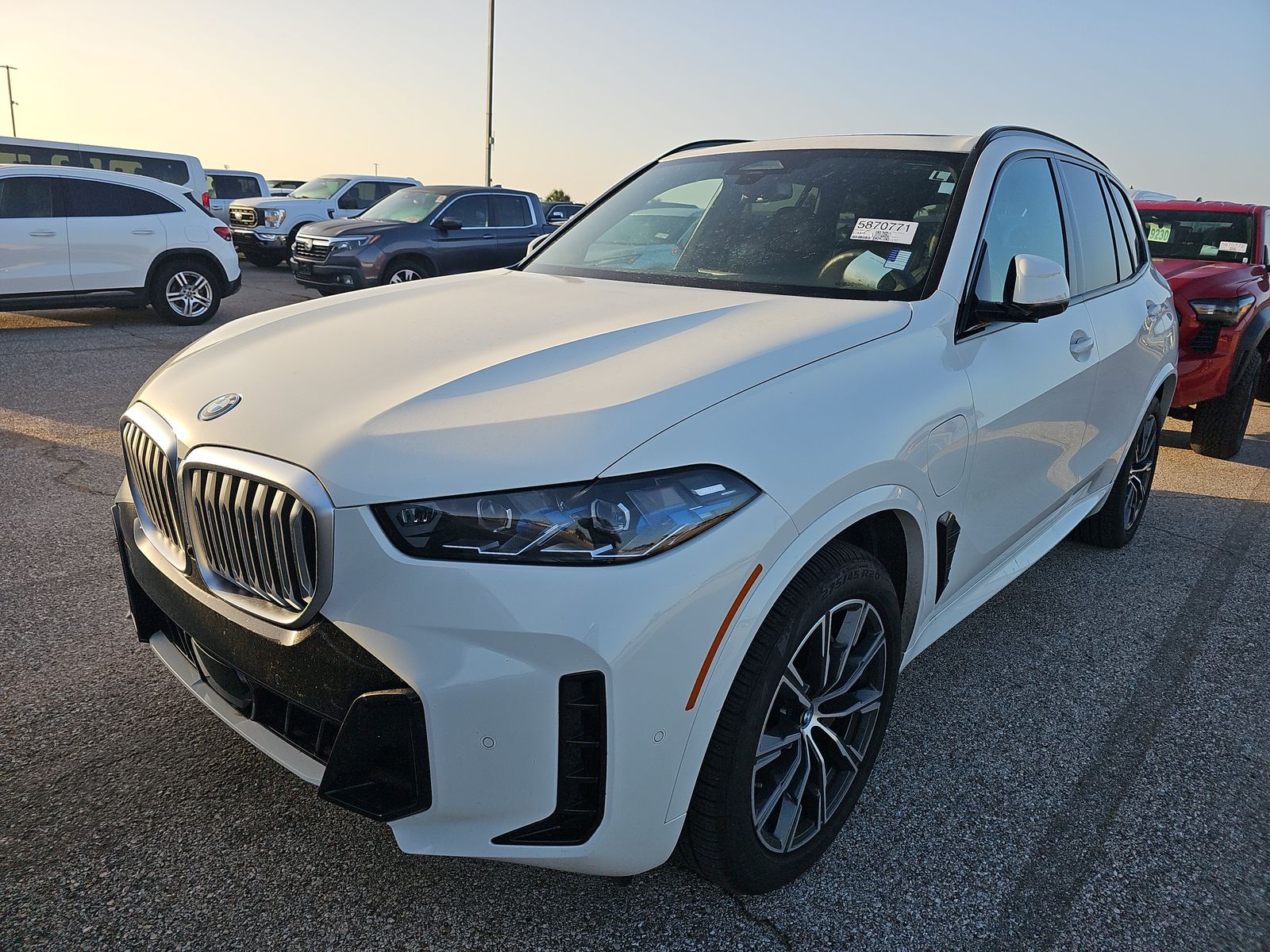 2025 BMW X5 xDrive50e AWD