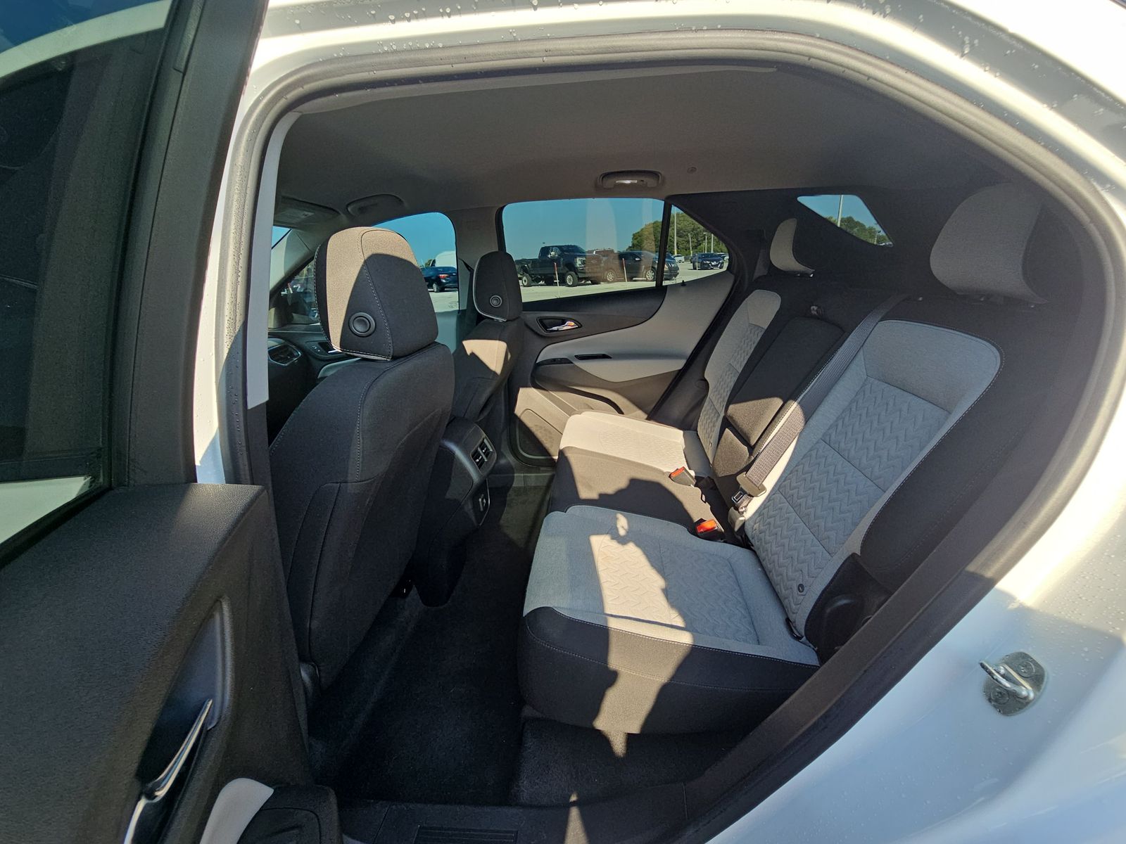 2022 Chevrolet Equinox LS FWD