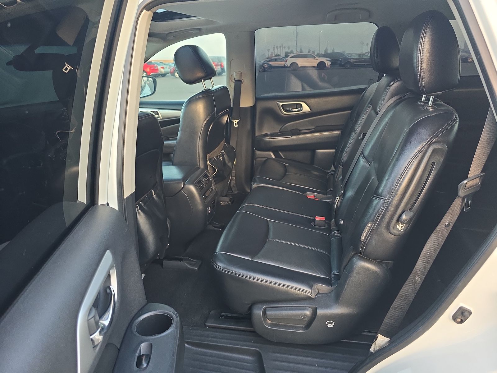 2018 Nissan Pathfinder SL FWD