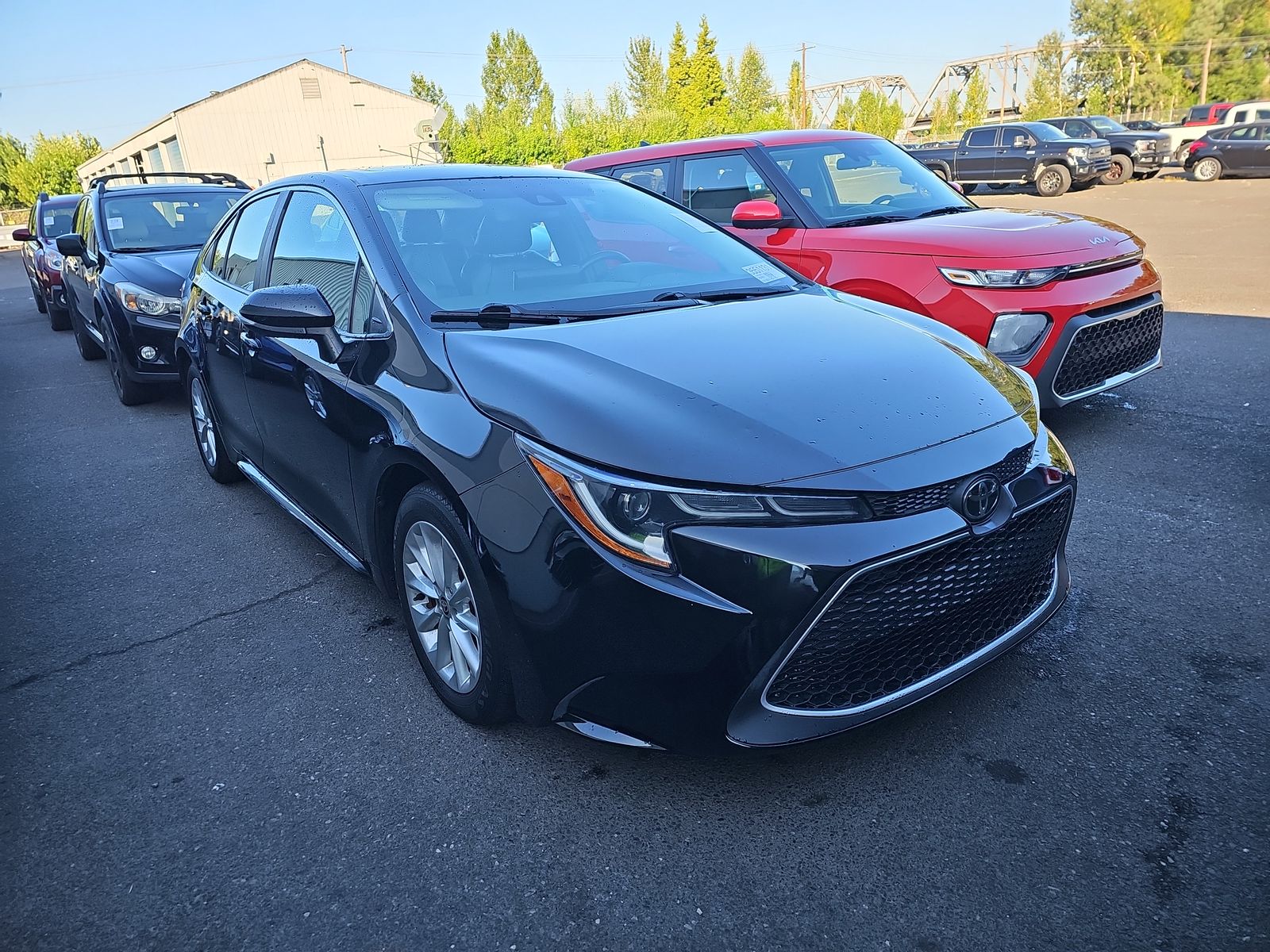 2021 Toyota Corolla XLE FWD